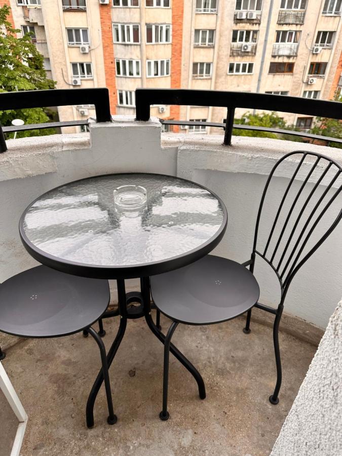 Appartamento Eva Studio Bucarest Esterno foto